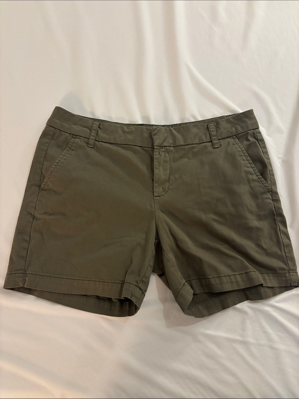 Caslon Olive Green Chino Bermuda Shorts